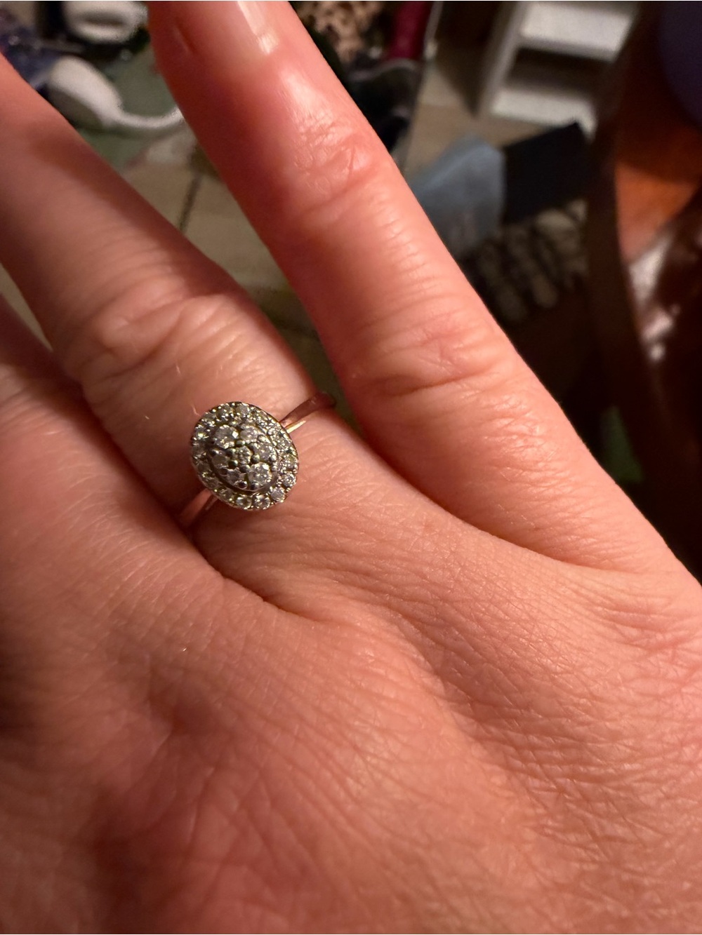 Elegant Oval Halo Diamond Ring in Rose Gold